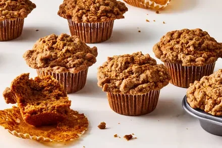 Pumpkin Cardamom Crumb Muffins