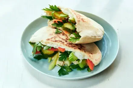 Vegetables-and-Dip Pita Pocket: A Quick, Nutritious Lunch Recipe